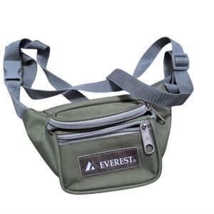 Kids Fanny Pack Army Green Everest Like New